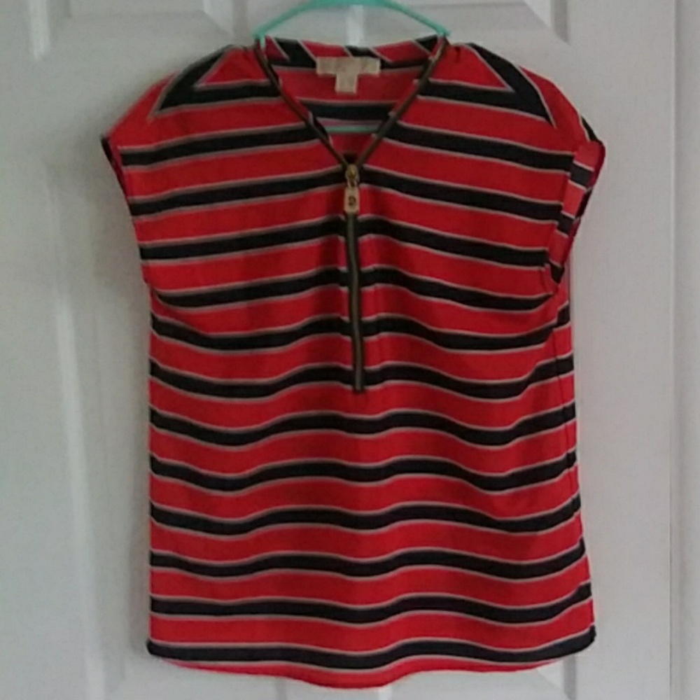 Michael Kors classy yet sexy shirt